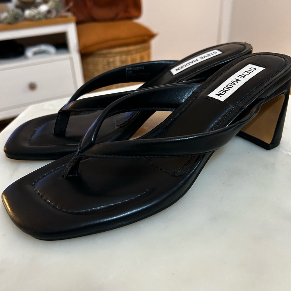 Steven Madden sandals